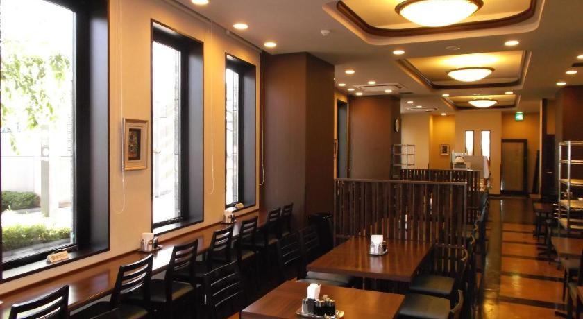 Hotel Route Inn Hirosaki Ekimae Экстерьер фото