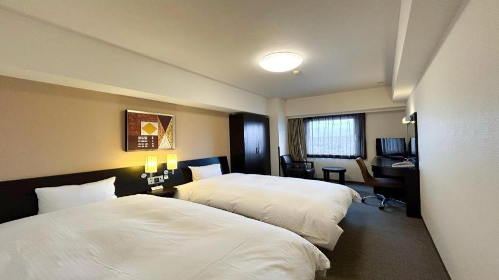 Hotel Route Inn Hirosaki Ekimae Экстерьер фото